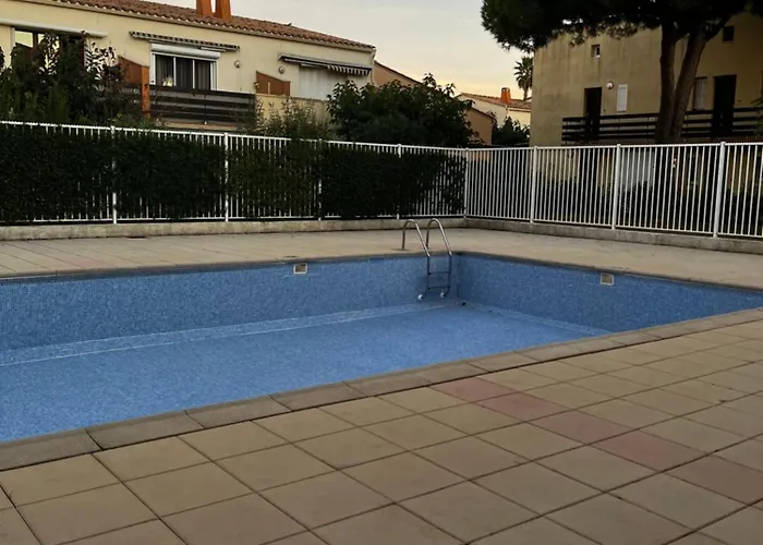 Grand Duplex T3 Les Estivales Proche Naturiste Διαμέρισμα *